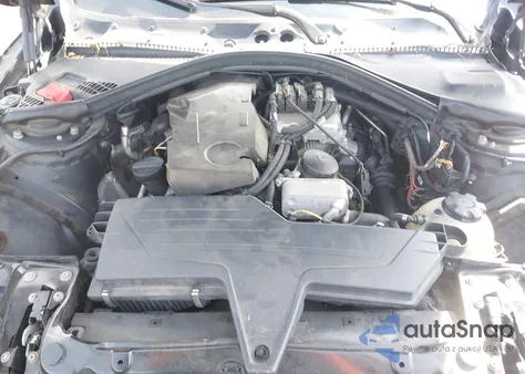 2013 BMW 320I xDrive из США, поврежденный, VIN WBA3C3C50DF981864